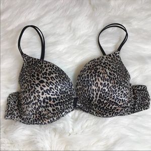 Victoria’s Secret Very Sexy push up bra
